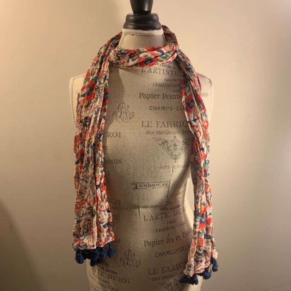 AEO Floral & Fringe Scarf